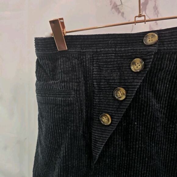 & Other Stories Skirt Womens 4 Small Black Corduroy Mini Asymmetric Angeles - Picture 2 of 10